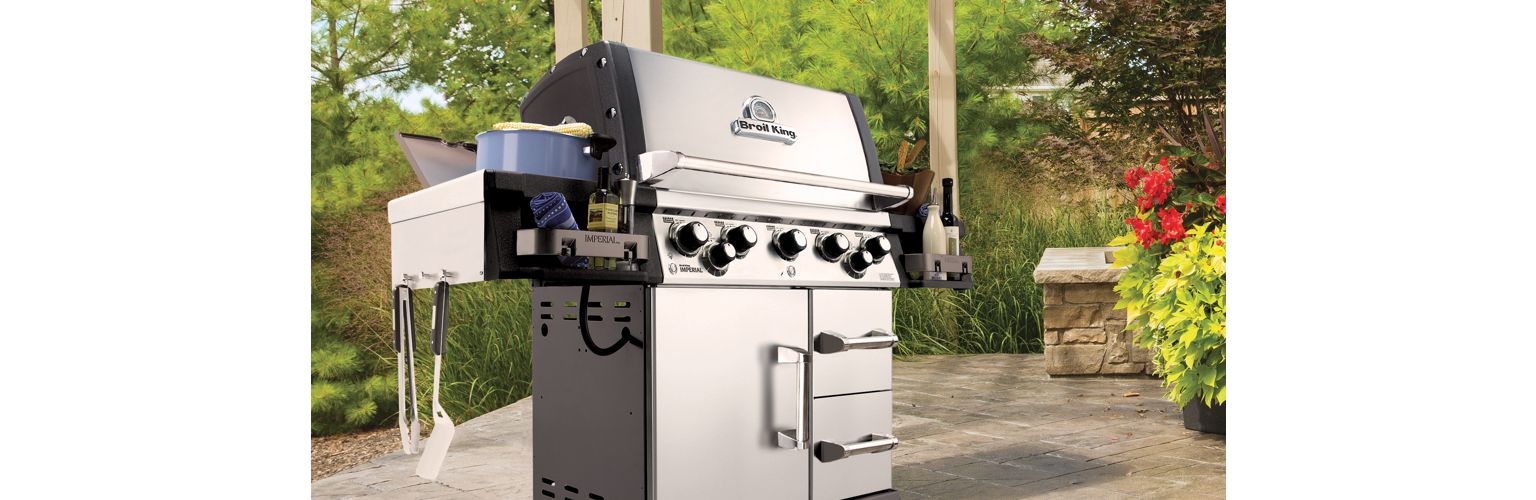 Kuchenka boczna czy palnik boczny na podczerwień? Udogodnienia w grillach gazowych Broil King 