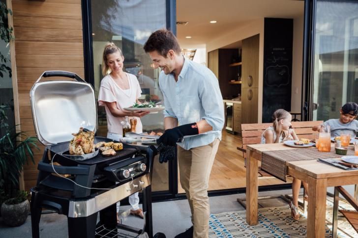 Grill elektryczny Weber PULSE 2000 - największy grill elektryczny Weber