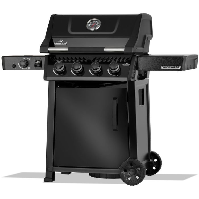 Grill gazowy Napoleon Freestyle PRO 425 z palnikiem bocznym na podczerwień rozłożone półki boczne