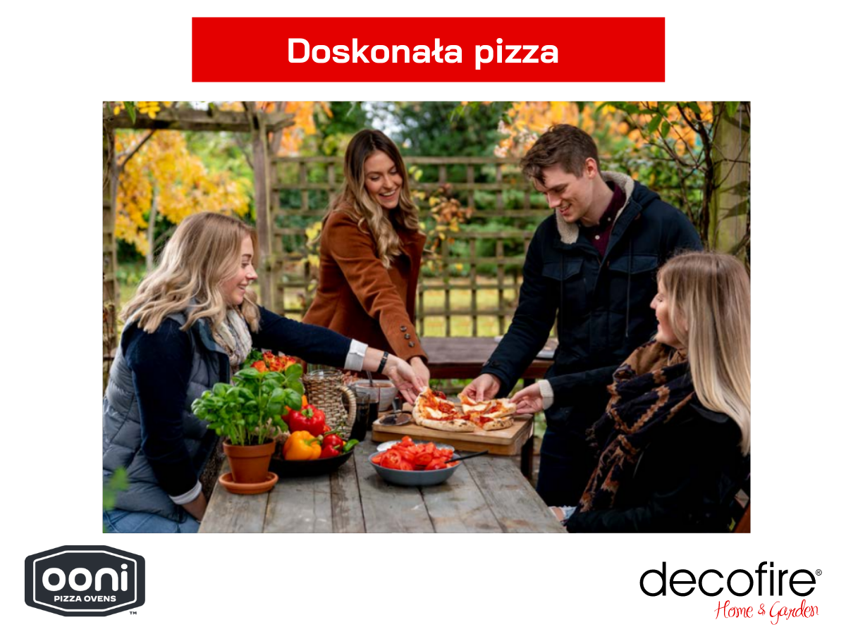 Ludzie jedzący pizze przygotowaną w piecu Ooni Fyra