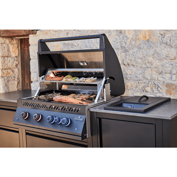 Kuchnia zewnętrzna grill gazowy OASIS™ 105, do zabudowy serii 700 32-calowy (ODK105MK-BIG32P-1-PL)