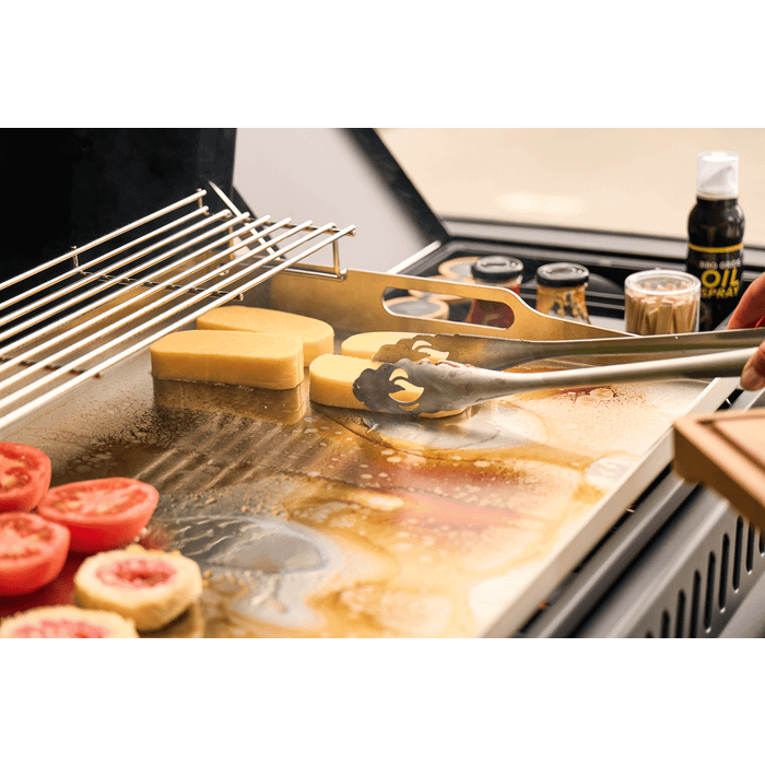 Grill gazowy Napoleon Phantom Rogue PRO Plancha z palnikiem bocznym Sizzle Zone, Czarny Mat (RP30FTSIBPK-PL-PHM)