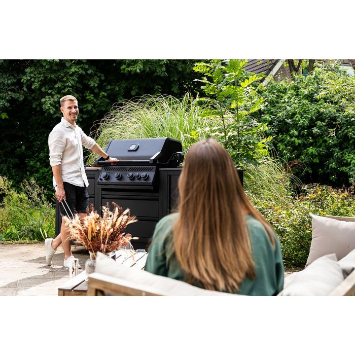 Grill gazowy do zabudowy Napoleon Seria BI 300 (BIR32RBPMK-PL)