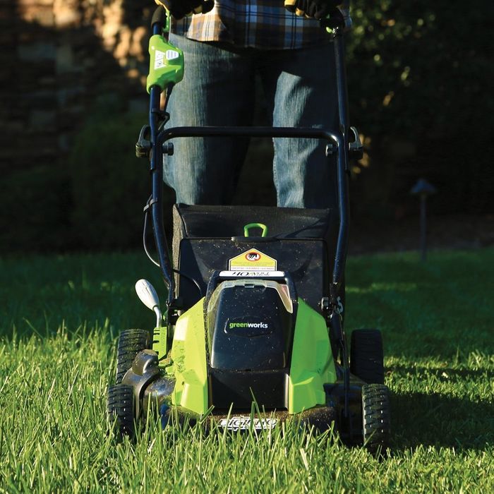 GreenWorks Akumulatorowa Kosiarka DigiPro 45 cm 4w1 G-MAX 40 V (2500407)
