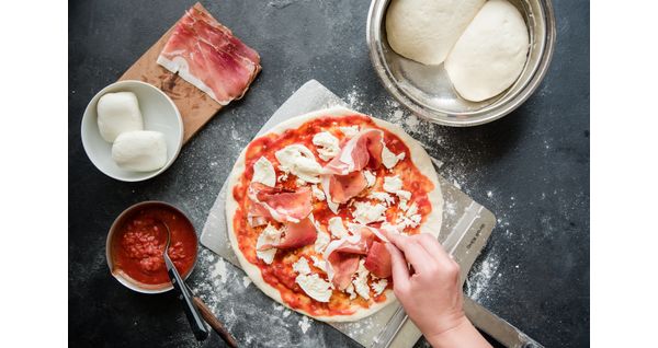 Włoskie potrawy z grilla Broil King – pizza, owoce morza, steki i nie tylko