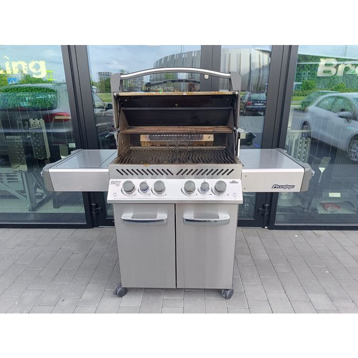 Grill gazowy Napoleon Prestige P500-3 RSIB Stainless steel - EKSPOZYCJA !!!