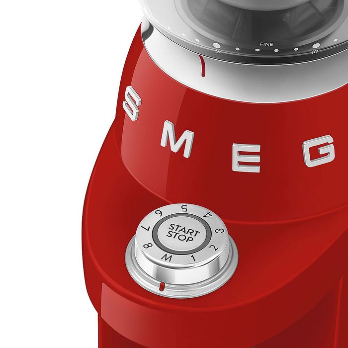 Elektryczny młynek do kawy czerwony Smeg (CGF03RDEU)
