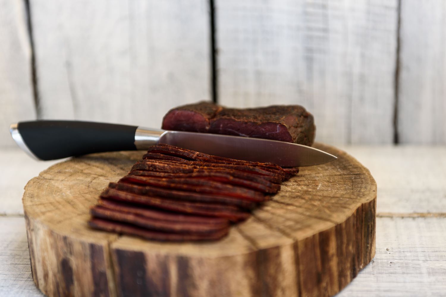 Wędzarnie Borniak – doskonały wybór dla miłośników pastrami
