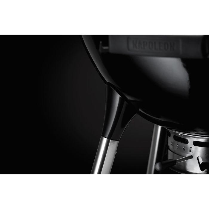 Grill węglowy Premium Charcoal Kettle Napoleon NK22K-LEG-3