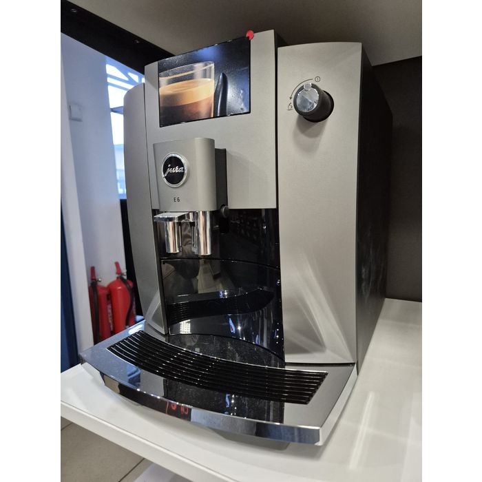 OUTLET - Ekspres do kawy Jura E6 Dark Inox (EC) (15439) - EKSPOZYCJA