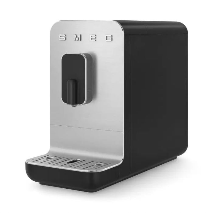 Ekspres automatyczny 50's style Czarny Smeg (BCC01BLMEU)