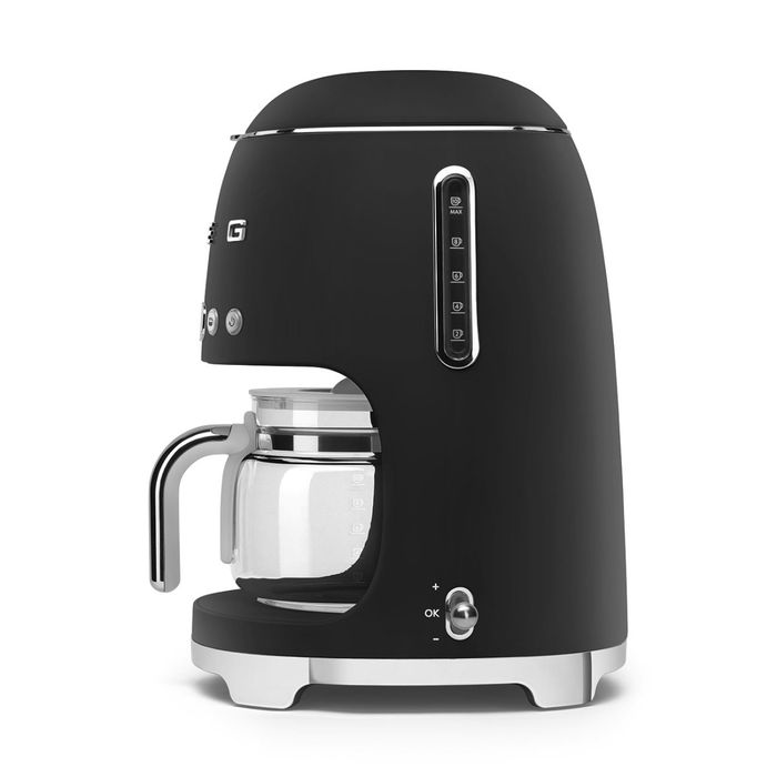 Ekspres przelewowy 50's style Czarny mat Smeg (DCF02BLMEU)