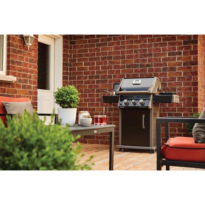 Grill gazowy Napoleon Rogue XT 365 SIBPK z palnikiem bocznym na podczerwień, black 