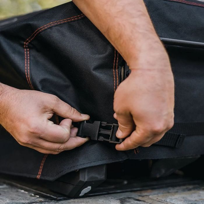Pokrowiec na grilla węglowego Portable Masterbuilt