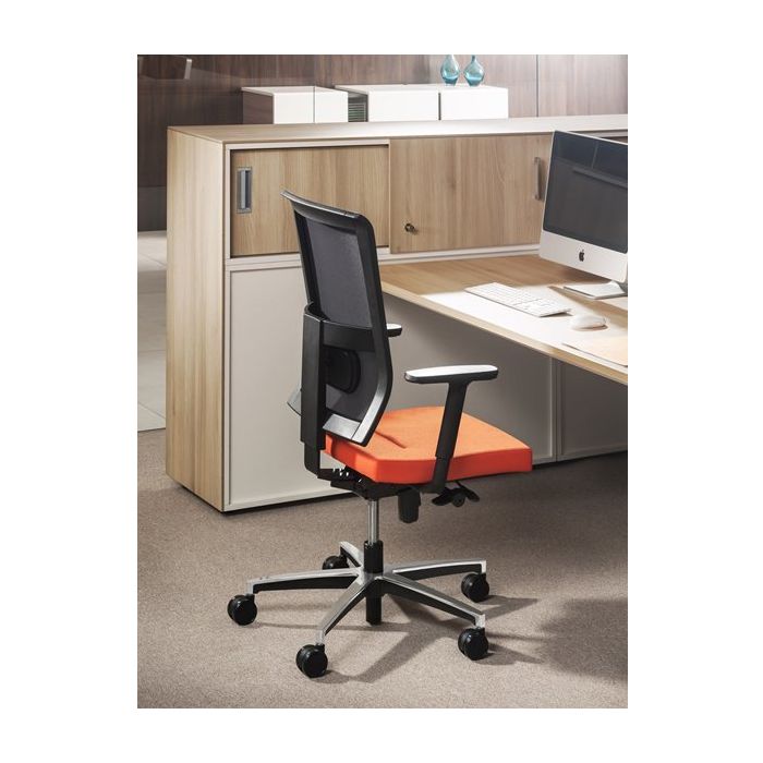 Fotel obrotowy JOTT JT 102 Bejot