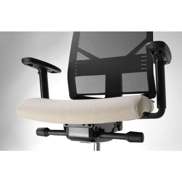 Fotel obrotowy ELEVEN EL 102 black Bejot