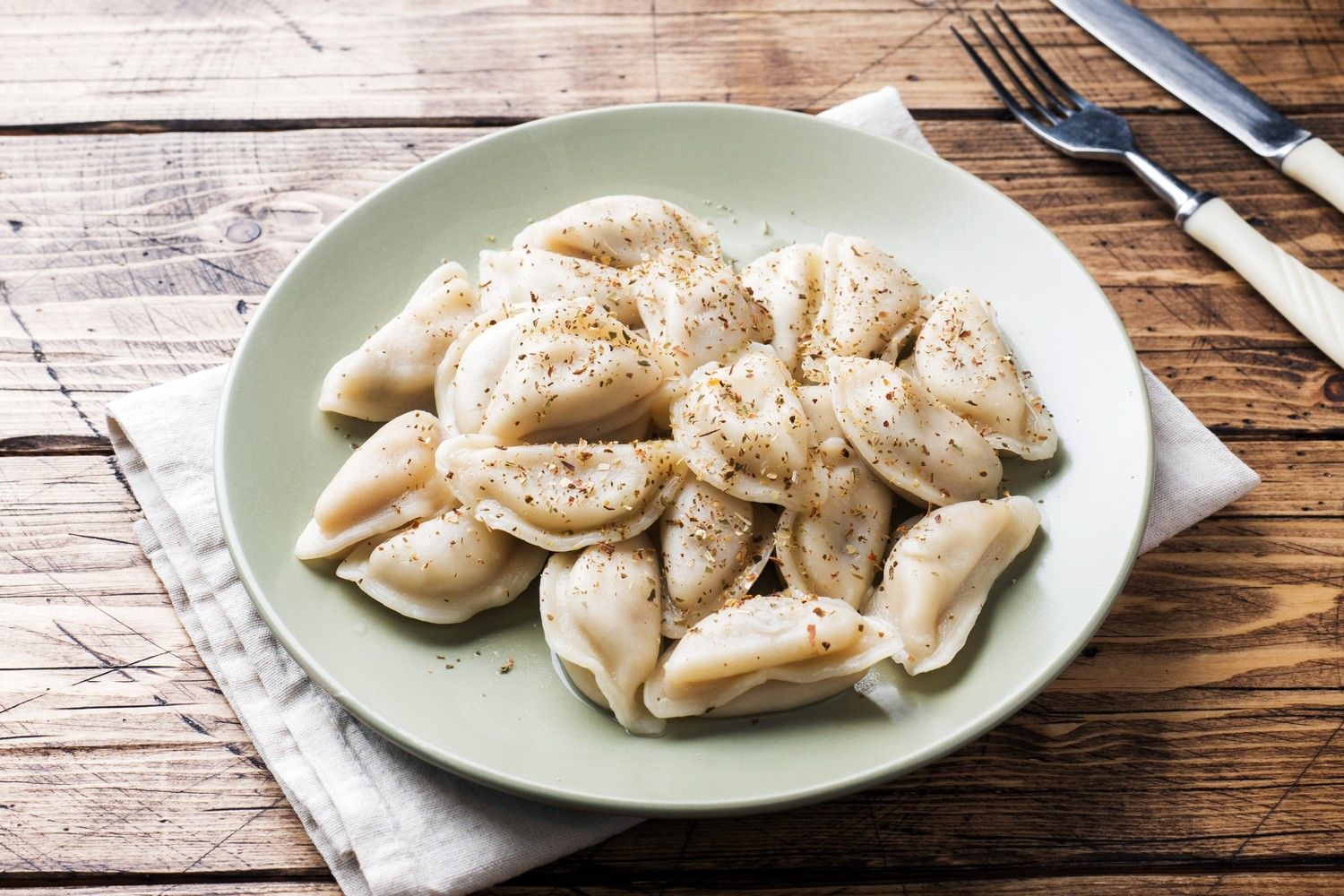 Pierogi na talerzu
