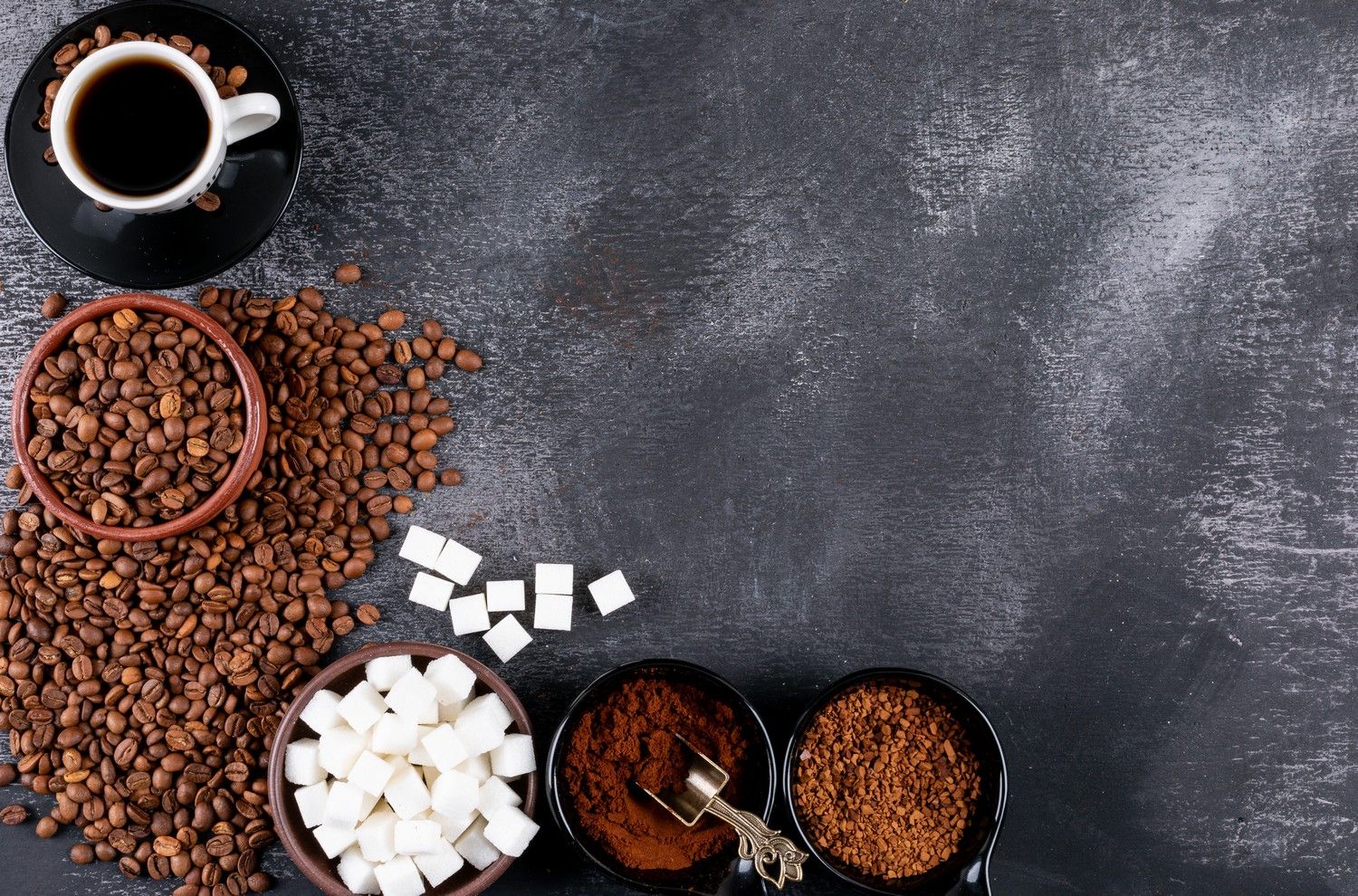 Różne rodzaje akwy i cukier