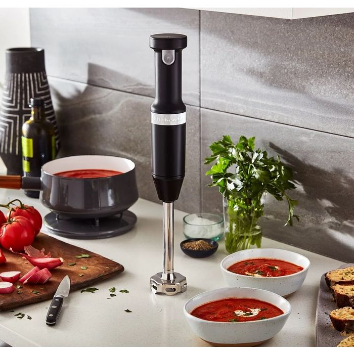 Bezprzewodowy blender ręczny Matte Black KitchenAid (5KHBBV53EBM)