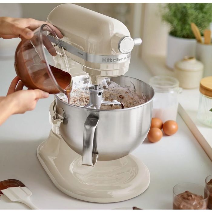 Mikser Artisan z podnoszoną dzieżą Almond Cream 5,6L KitchenAid (5KSM60SPXEAC)