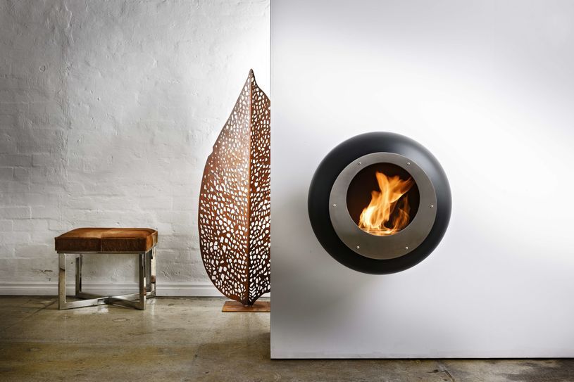 Biokominek wiszący Cocoon Vellum Black - aranżacja