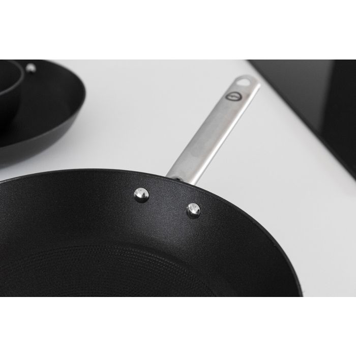Wok stalowo - żeliwny Kenno PRO 30 cm OPA
