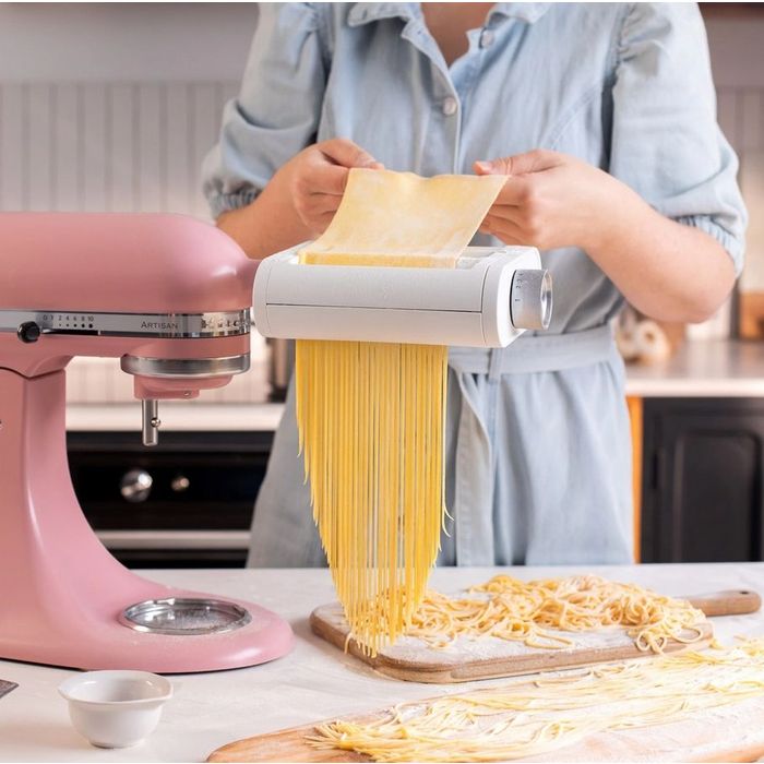 Wałkowarka do makaronu z wykrojnikami 3w1 z tworzywa KitchenAid (5KSM3PPA)
