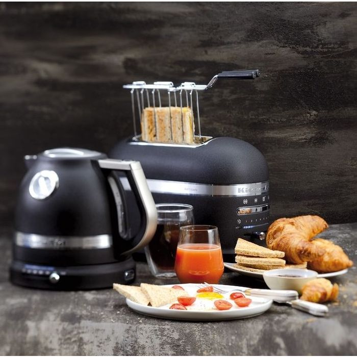 Zestaw Śniadaniowy Artisan Cast Iron Black KitchenAid (ZACZTOSBK)