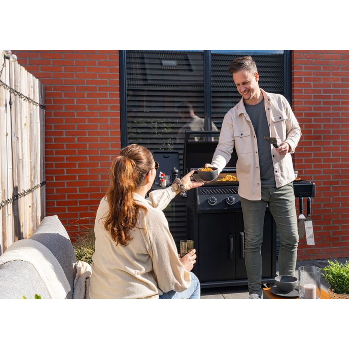 Grill gazowy Napoleon Phantom Rogue PRO Plancha (RP30FTPK-PL-PHM)