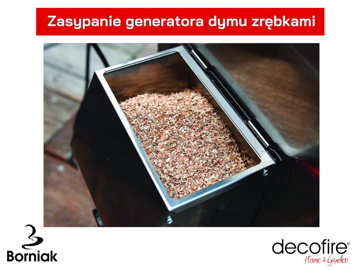 Zasypanie zrębkami generatora dymu