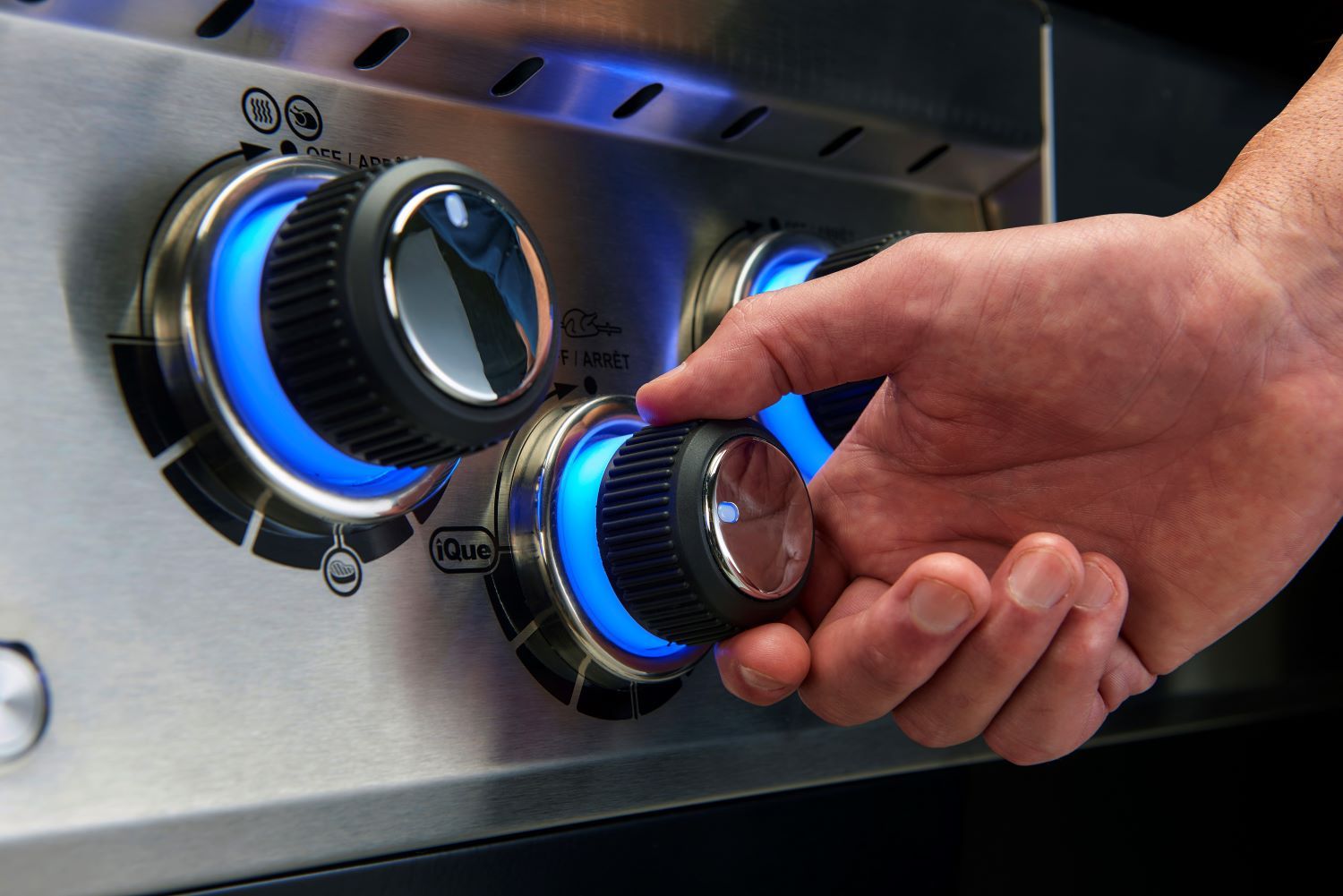 Podświetlane pokrętła Sensi-Touch™ – pełna kontrola temperatury