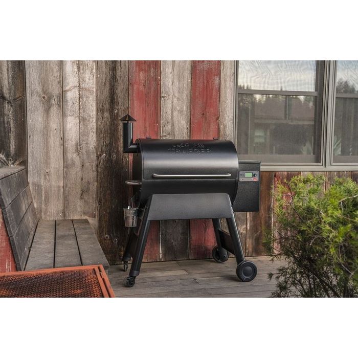 Grill na pellet PRO 780 (black) INT Traeger proste grillowanie