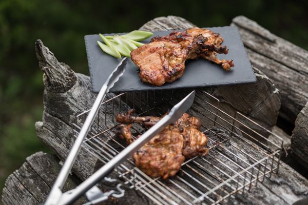 Grillowane, soczyste kawałki kurczaka