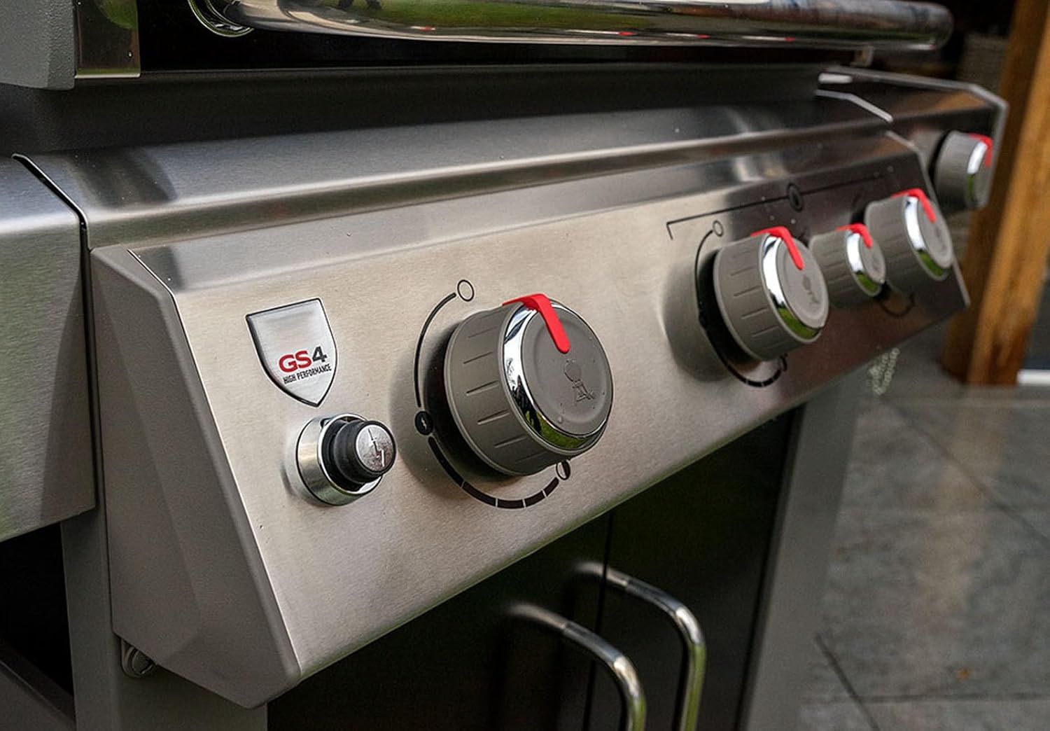 Starcie tytanów: Broil King Sure-Lite™ vs. Weber Infinity Ignition™/GS4