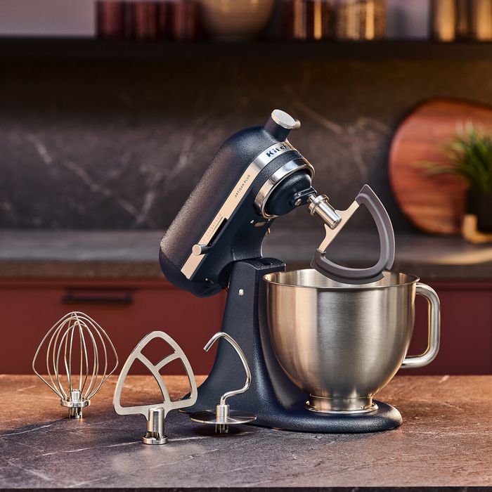 Mikser Artisan Plus 4,7 l z uchylną głowicą Wild Bluberry KitchenAid (5KSM50PKVEWB)