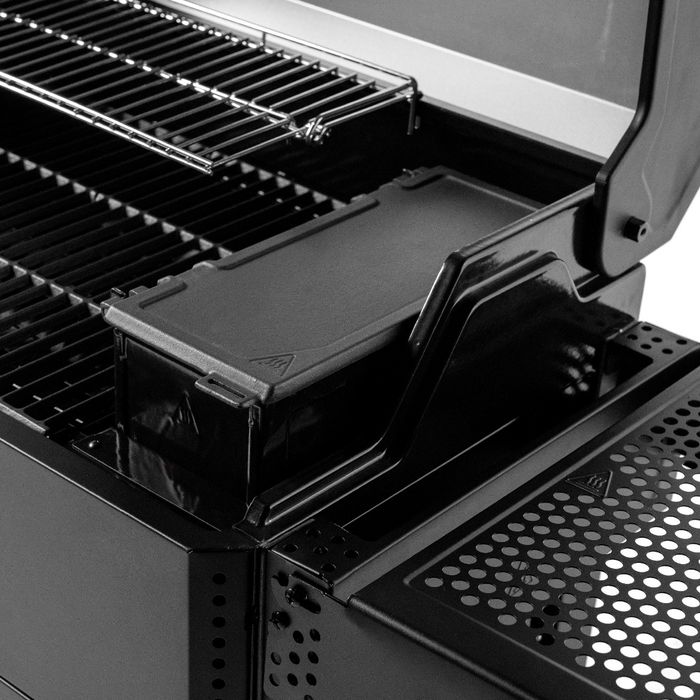AutoIgnite™ Series 545 cyfrowy grill węglowy + wędzarnia Masterbuilt