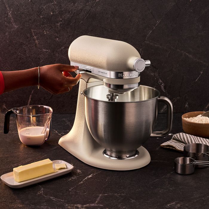 Mikser Artisan Plus 4,7 l z uchylną głowicą Oat KitchenAid (5KSM50PKVEOC)