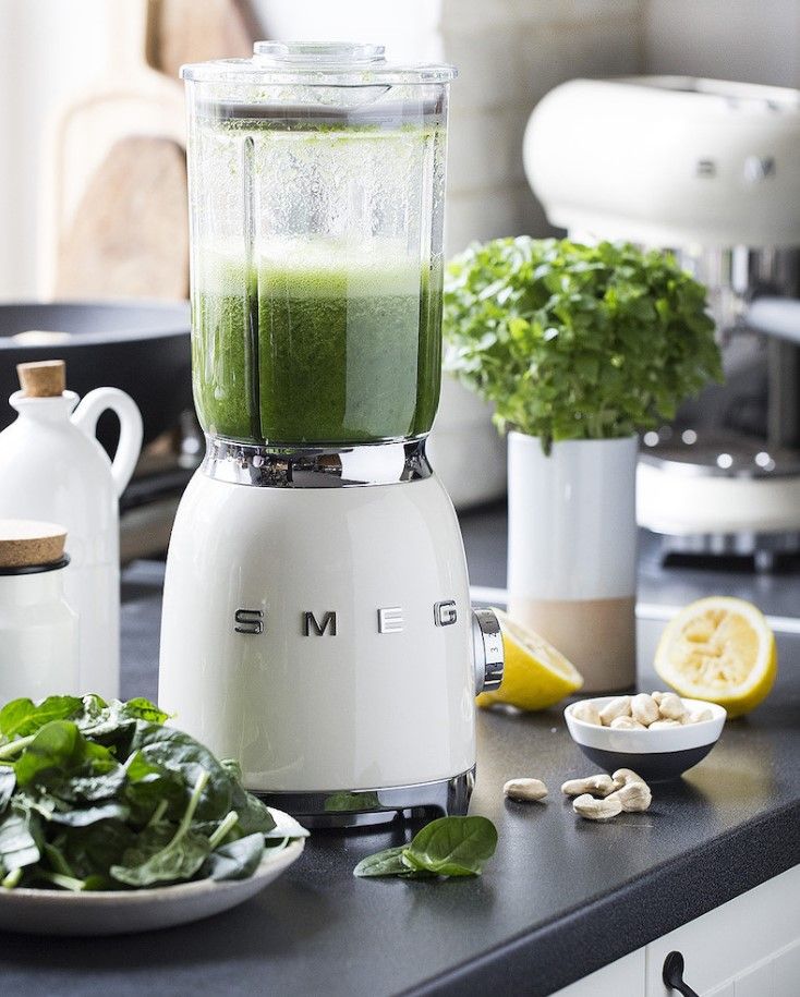 Zielony blender kielichowy