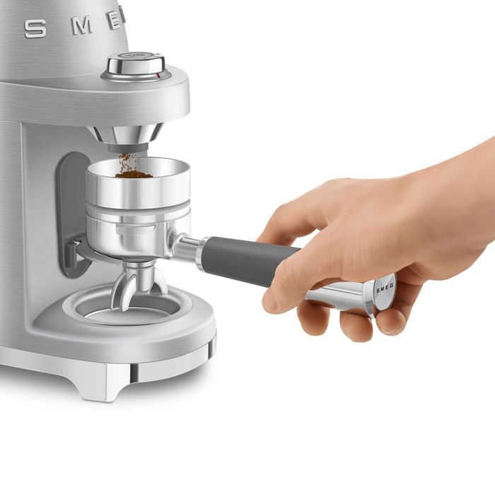 Młynek do kawy Minipro Aluminium Smeg (CGF02SSEU)