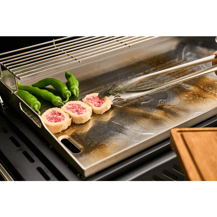 Grill gazowy Napoleon Phantom Rogue PRO Plancha z palnikiem bocznym Sizzle Zone, Czarny Mat (RP30FTSIBPK-PL-PHM)
