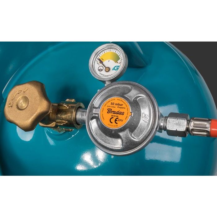 Bradas Reduktor gazowy 50mbar, 1,5kg/h, z zaworem bezpieczeństwa i manometrem, GZ 1/4" L