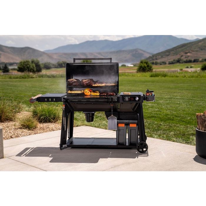 Grill na pellet Woodridge PRO Traeger