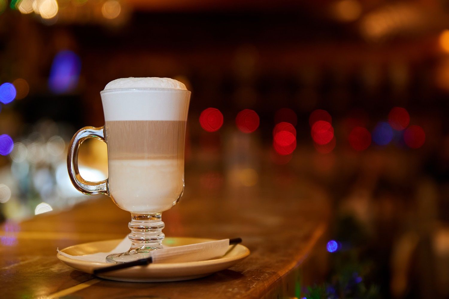 Latte Macchiato w wysokiej szklance