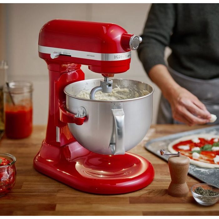 Mikser Artisan z podnoszoną dzieżą Empire Red 5,6L KitchenAid (5KSM60SPXEER)
