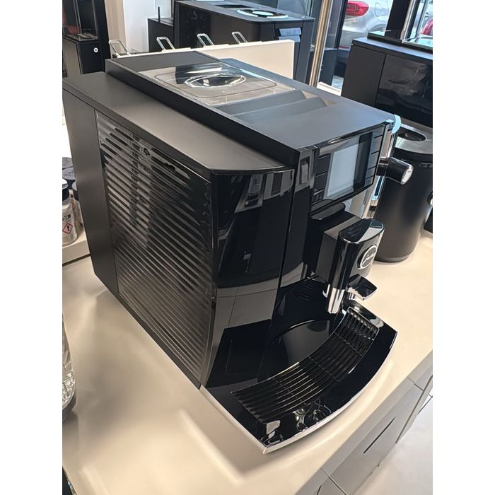 OUTLET - Ekspres do kawy Jura E6 Piano Black (EC) (15437) - EKSPOZYCJA