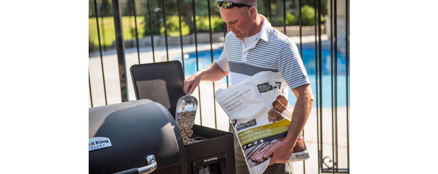 Jak działa grill na pellet? O technologiach i modelach grilli Broil King
