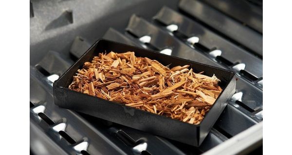 Wędzenie na grillu gazowym - niezwykły smak i aromat potraw