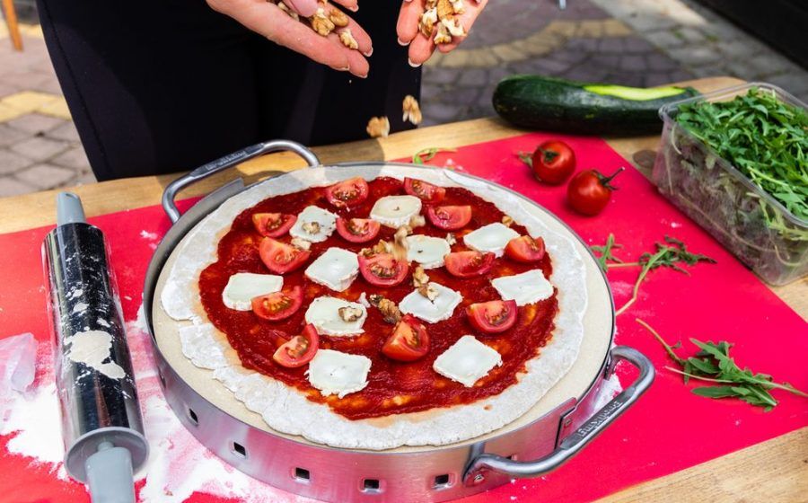 Włoska pizza z grilla Broil King