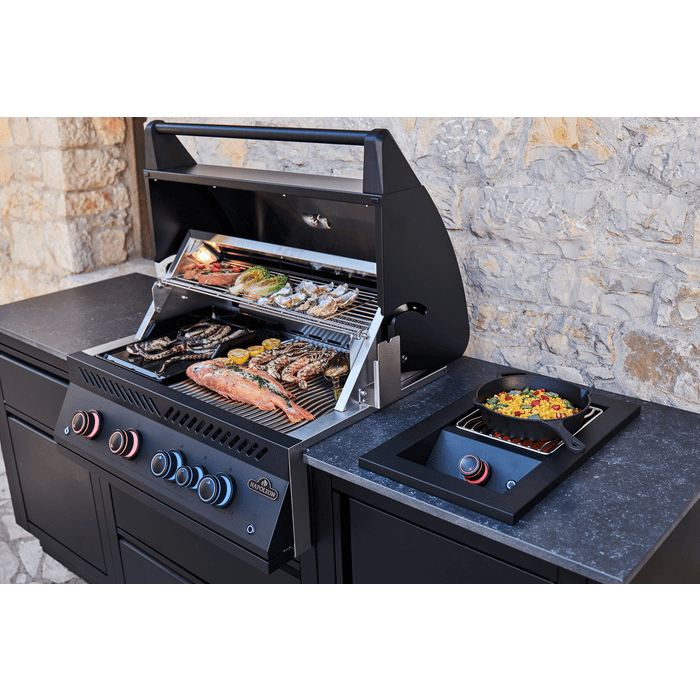 Kuchnia zewnętrzna grill gazowy OASIS™ 105, do zabudowy serii 700 32-calowy (ODK105MK-BIG32P-1-PL)