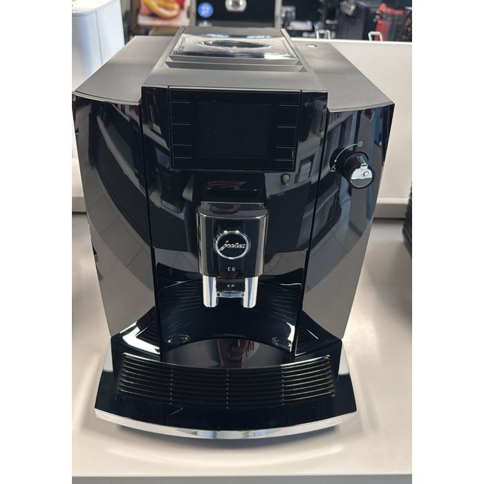 OUTLET - Ekspres do kawy Jura E6 Piano Black (EC) (15437) - EKSPOZYCJA